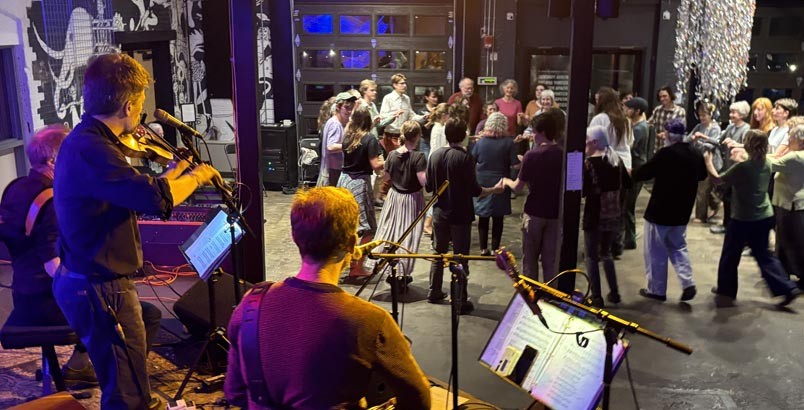 Breton- and Balfolk-themed concert and dance