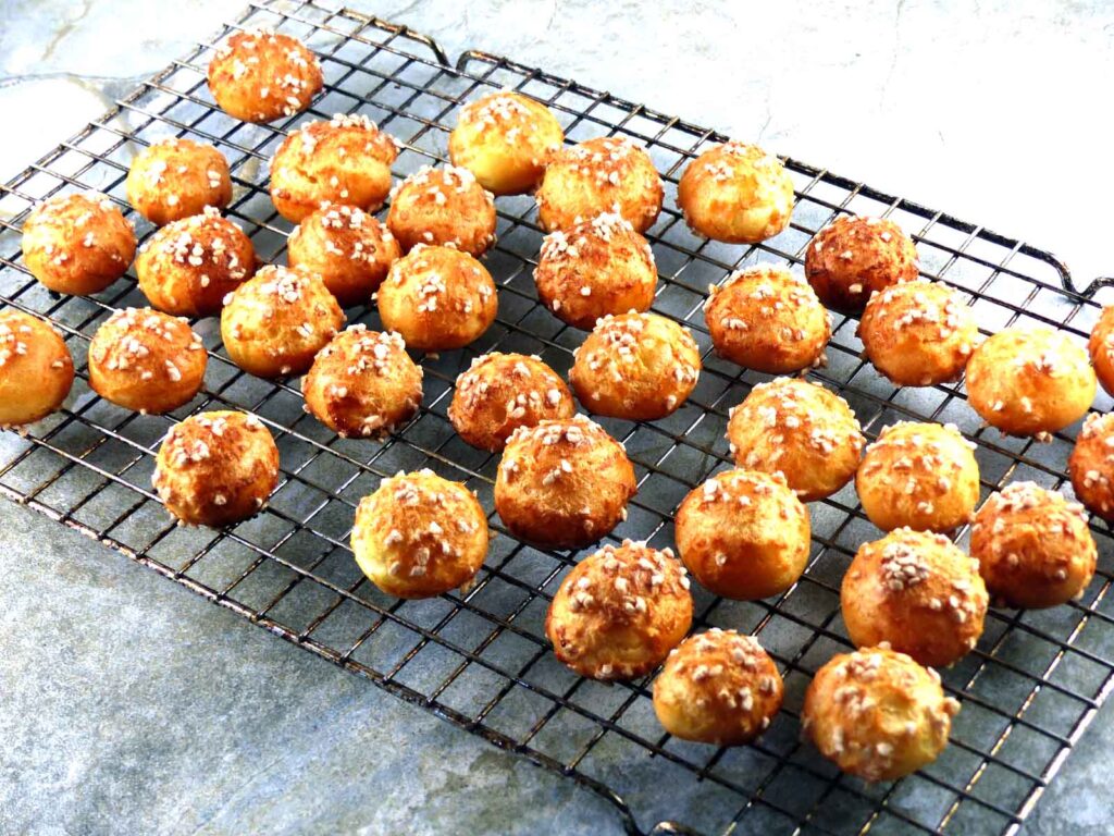 Chouquettes on cooling rack